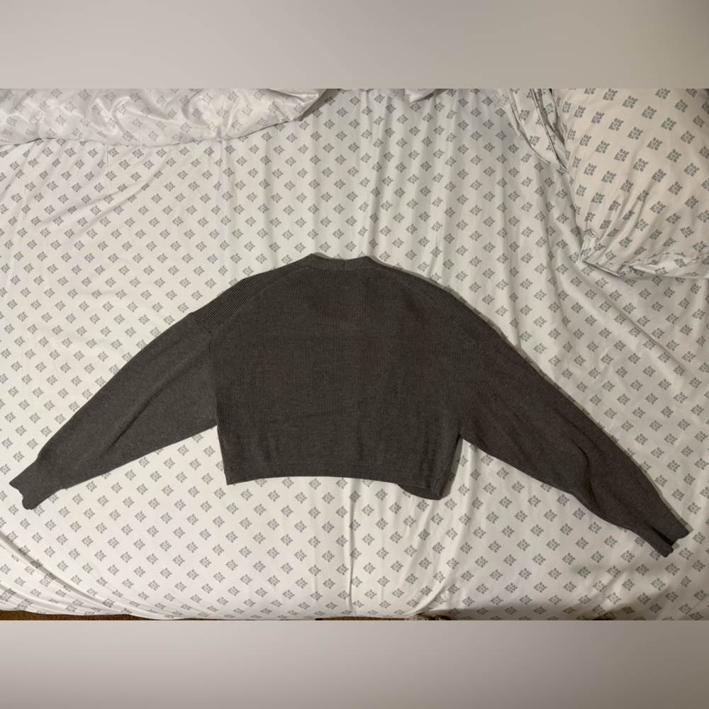 Aritzia decisions shrug - Picture 4 of 10